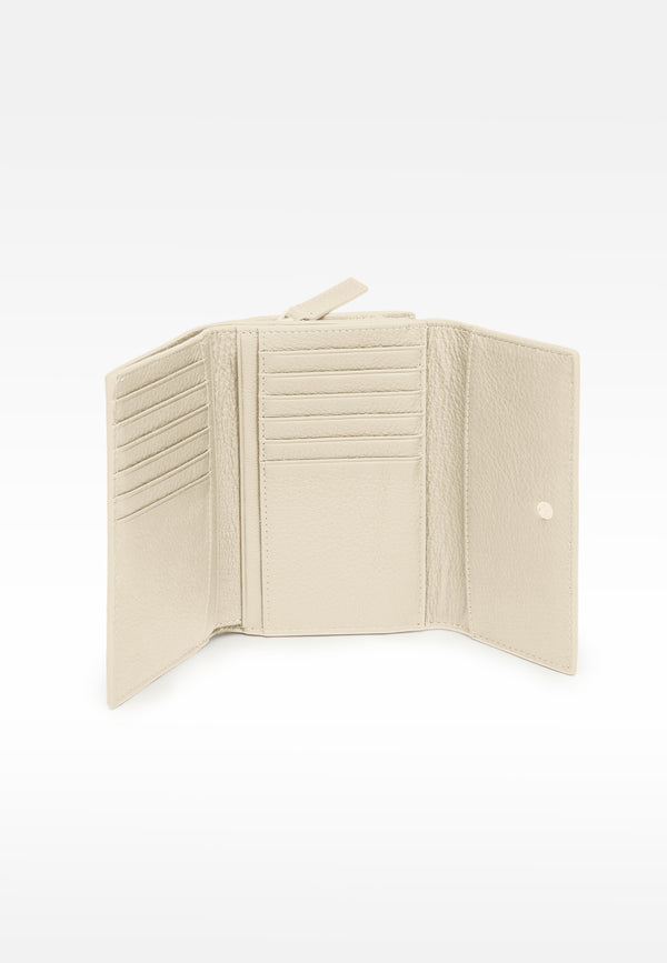 Les Visionnaires LISA GLOSSY