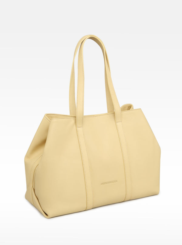 Les Visionnaires LUCILE SILKY