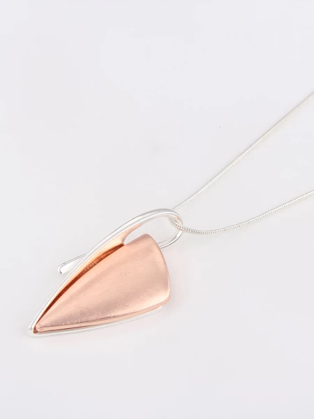 -50% SALE Leslii Kurze Halskette Bicolor Dreieck-Anhänger SIlber Rosé