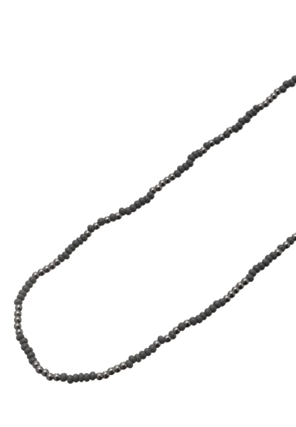 -50% SALE! Leslii Kurze Halskette Perlchen In Silber Grau