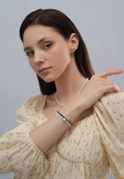 Leslii Damen-Armband Karoline Kristall Glasperlen Dehnbar Weiß