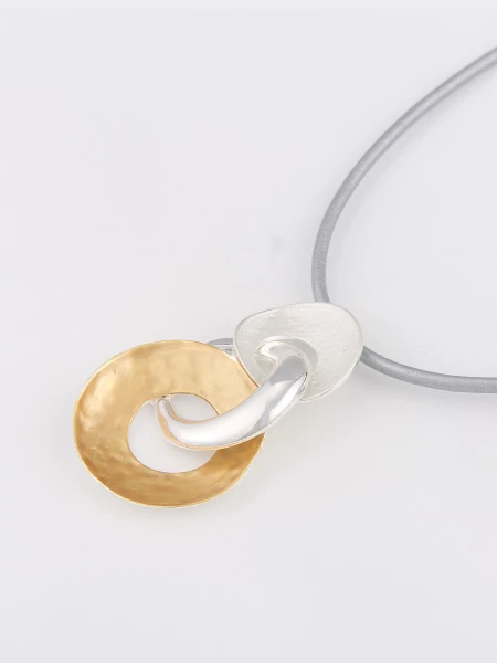 Leslii Kurze Halskette Mit Drei Kreisanhängern