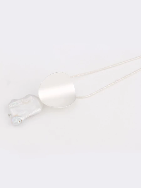 Leslii Kurze Halskette Mit Steinanhänger In Silber Weiß