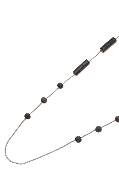 Leslii Lange Halskette Keramik Silber Schwarz