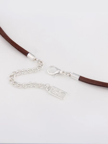 Leslii Lange Halskette Mit Herzanhänger In Silber