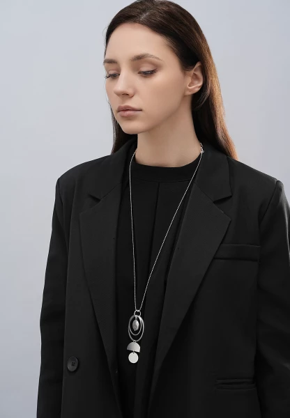 Leslii Lange Halskette Ringe Silber Weiß