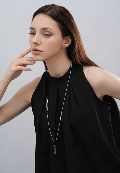 Leslii Lange Halskette Steinanhänger Lila