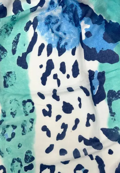 Leslii Schal Leo Look In Blau Türkis