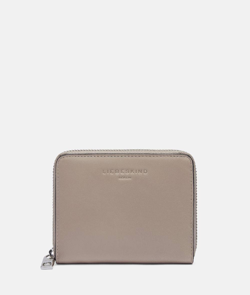 Liebeskind Berlin Paris Conny