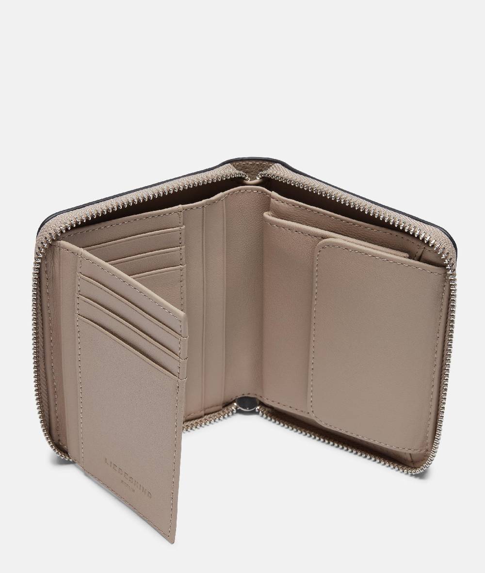 Liebeskind Berlin Paris Conny