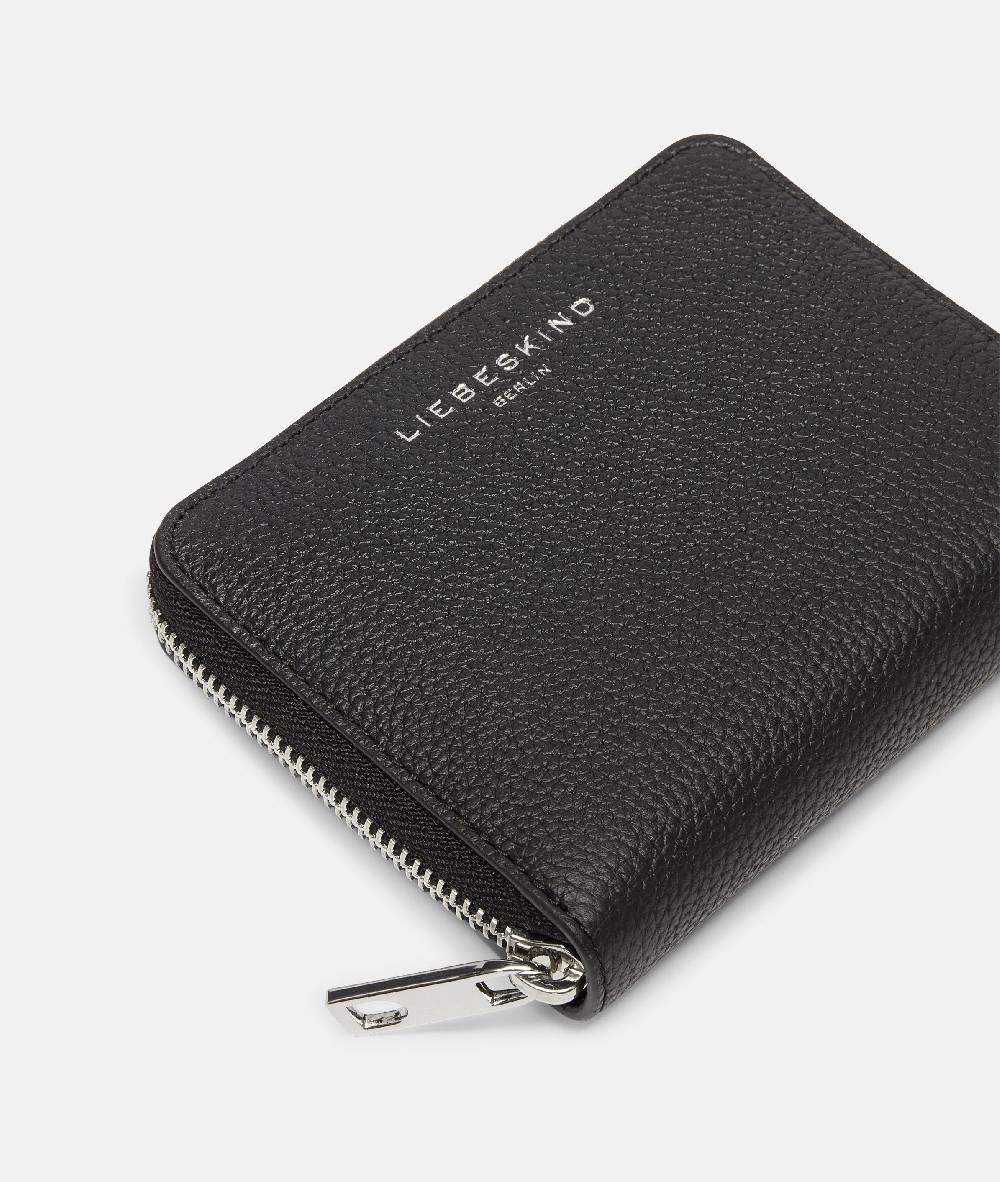 Liebeskind Berlin Paris Conny