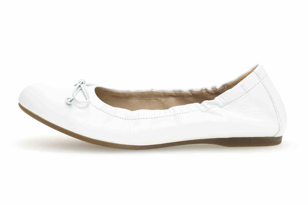 Gabor Casual Ballerina in Übergrößen Weiß 24.120.21 große Damenschuhe