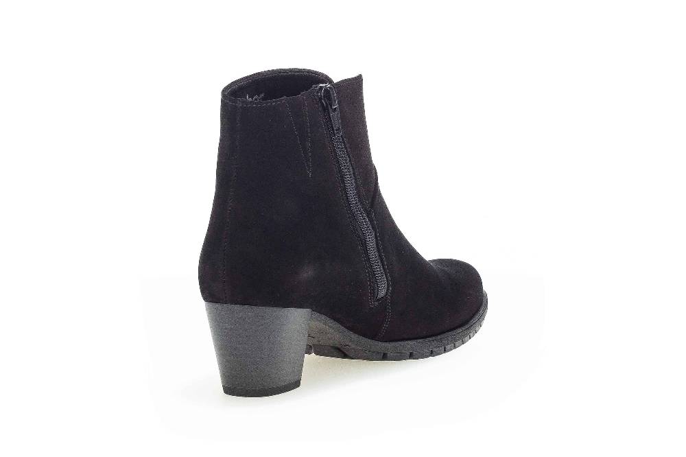 Gabor Comfort Basic Stiefeletten In Übergrößen Schwarz 76.600.47 Große Damenschuhe