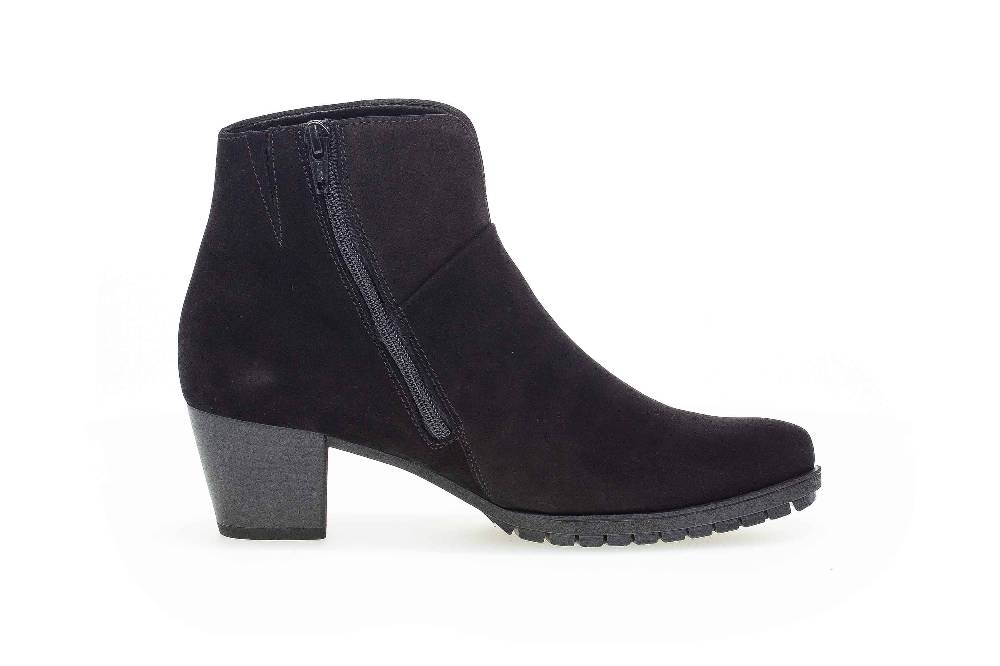 Gabor Comfort Basic Stiefeletten In Übergrößen Schwarz 76.600.47 Große Damenschuhe