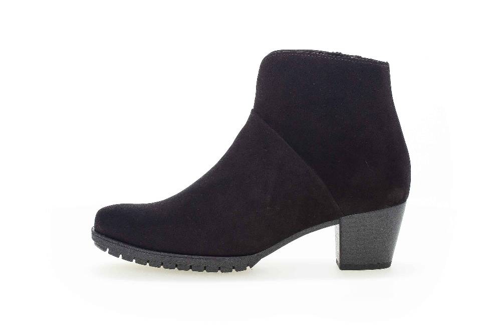 Gabor Comfort Basic Stiefeletten in Übergrößen Schwarz 76.600.47 große Damenschuhe