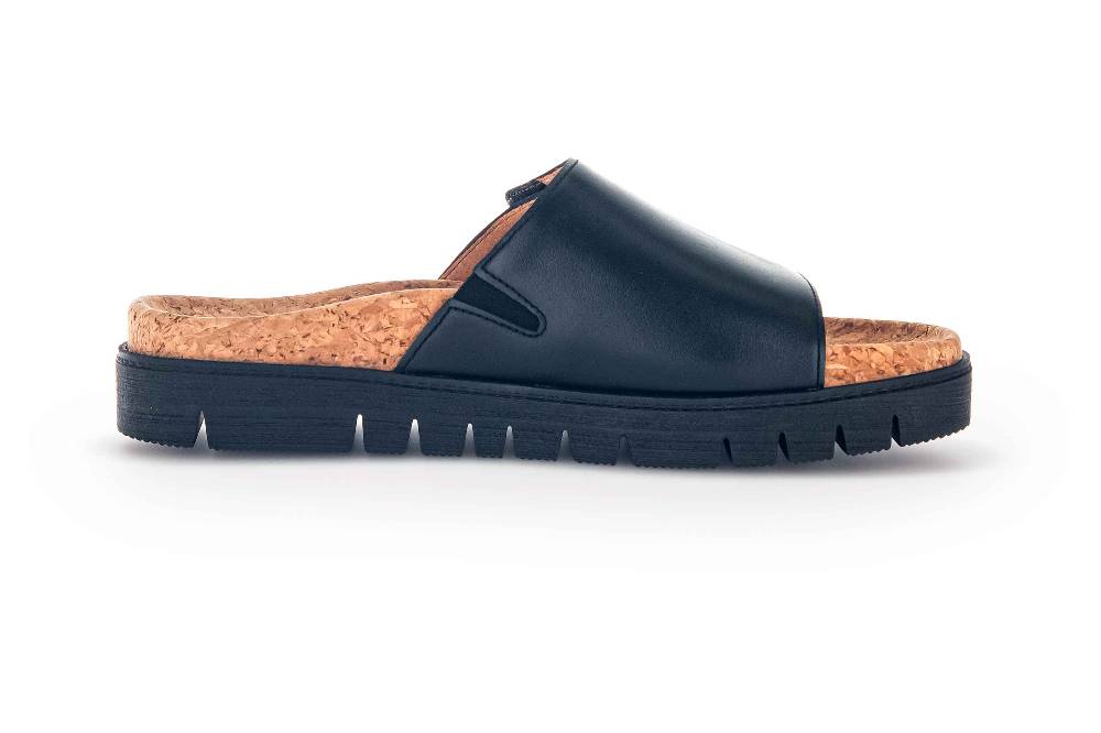 Gabor Fashion Pantoletten In Übergrößen Schwarz 23.741.27 Große Damenschuhe