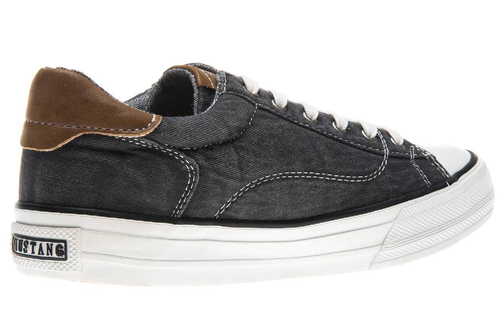 Mustang Shoes Sneaker In Übergrößen Schwarz 1272-301-9 Große Damenschuhe
