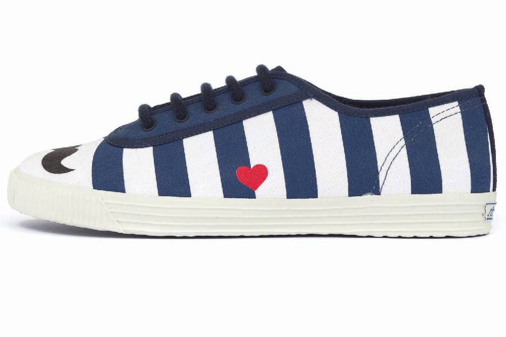 startas Leinenschuhe in Übergrößen mit Druck Sailor in Love große Damenschuhe
