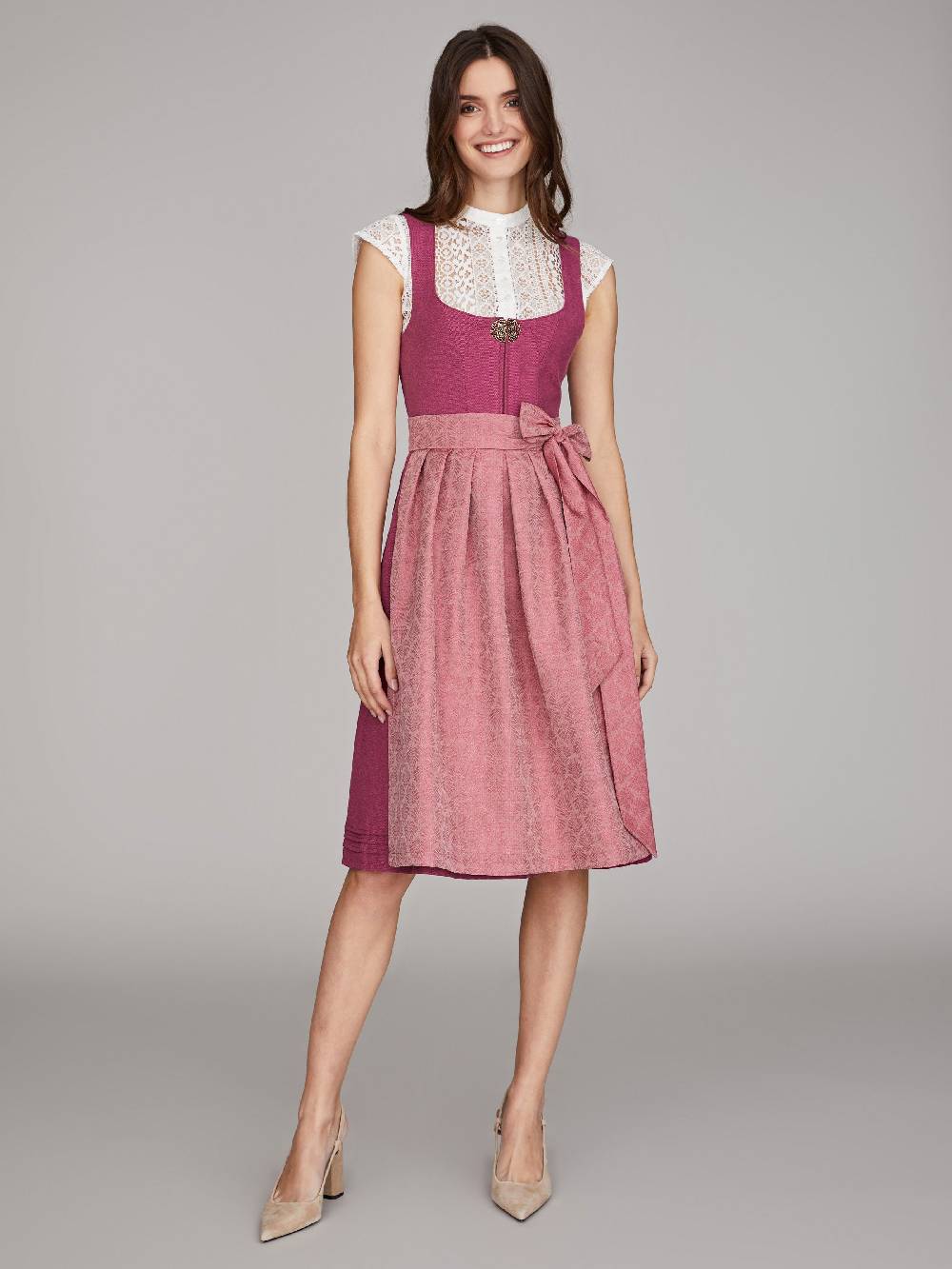 Limberry Beerenfarbenes Dirndl Mit Goldener Zierschnalle - PALOMA BEERE