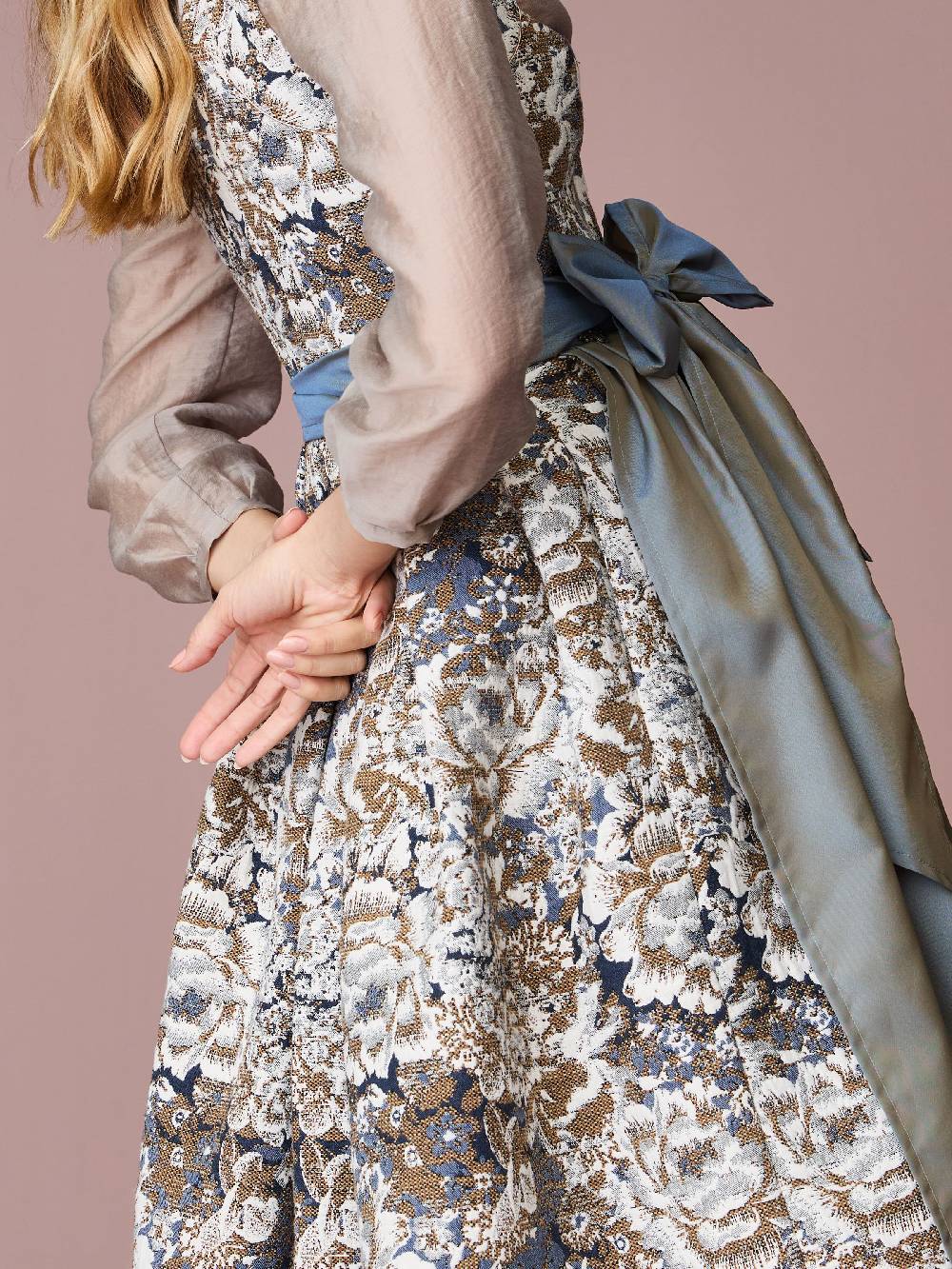 Limberry Dirndl Mit Floralem Allover Muster - ANNELIE BLUE FLOWER