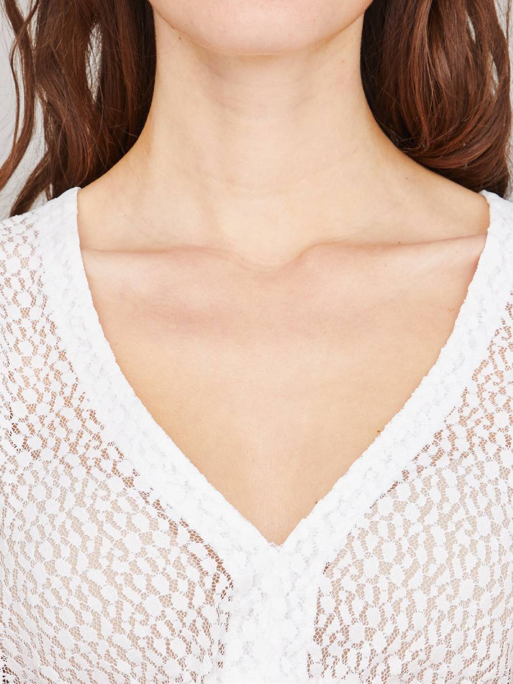 Limberry Dirndlbluse In Weiß Mit V-Ausschnitt - HILLA