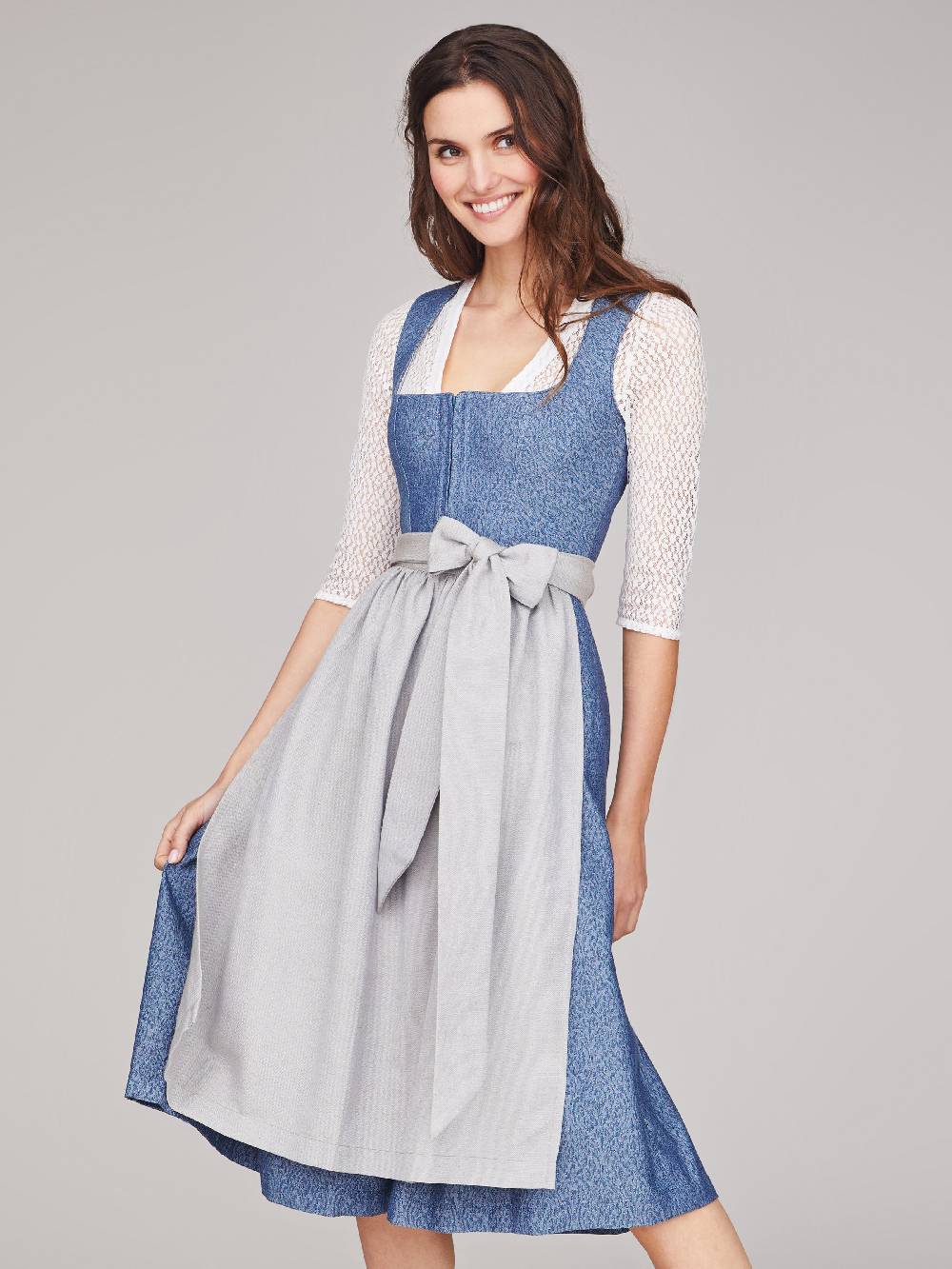 Limberry Dirndlbluse In Weiß Mit V-Ausschnitt - HILLA