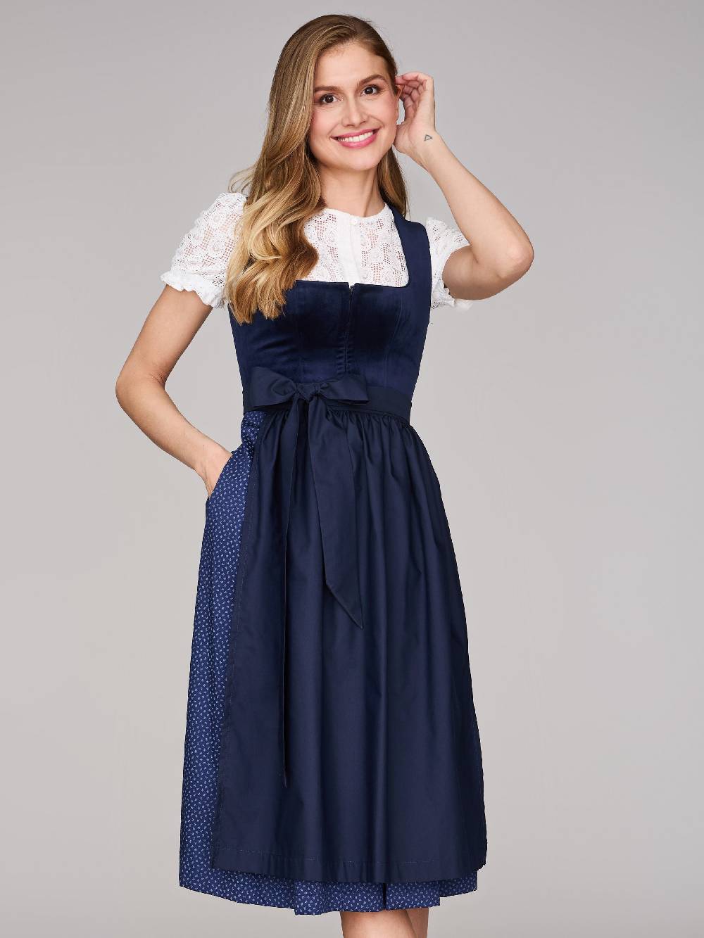 Limberry Dunkelblaues Dirndl Mit Samt-Mieder - CLARISSA PAGEANT BLUE
