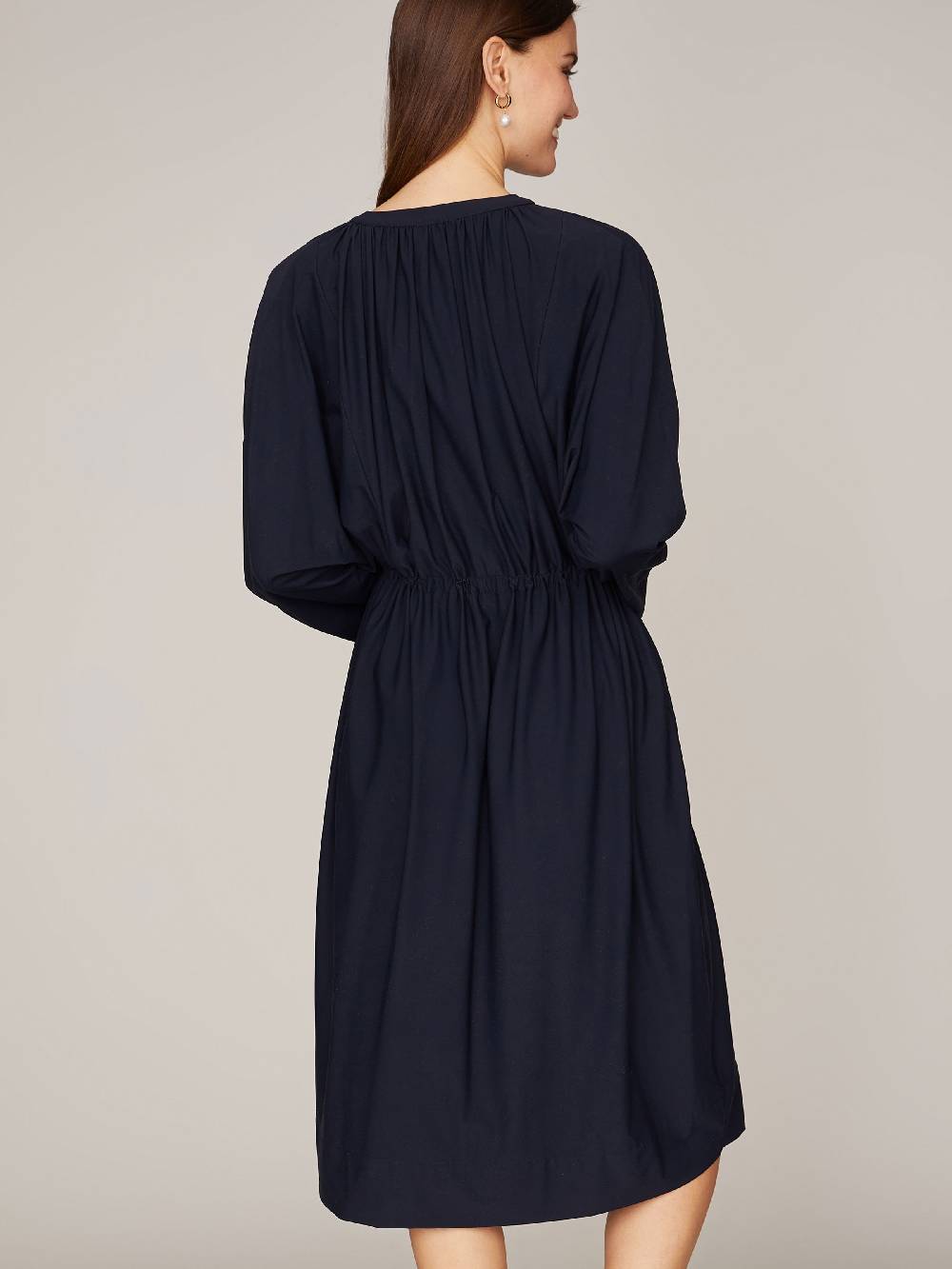 Limberry Dunkelblaues Oversize-Kleid Mit Knopfleiste - LIV SCHWARZBLAU