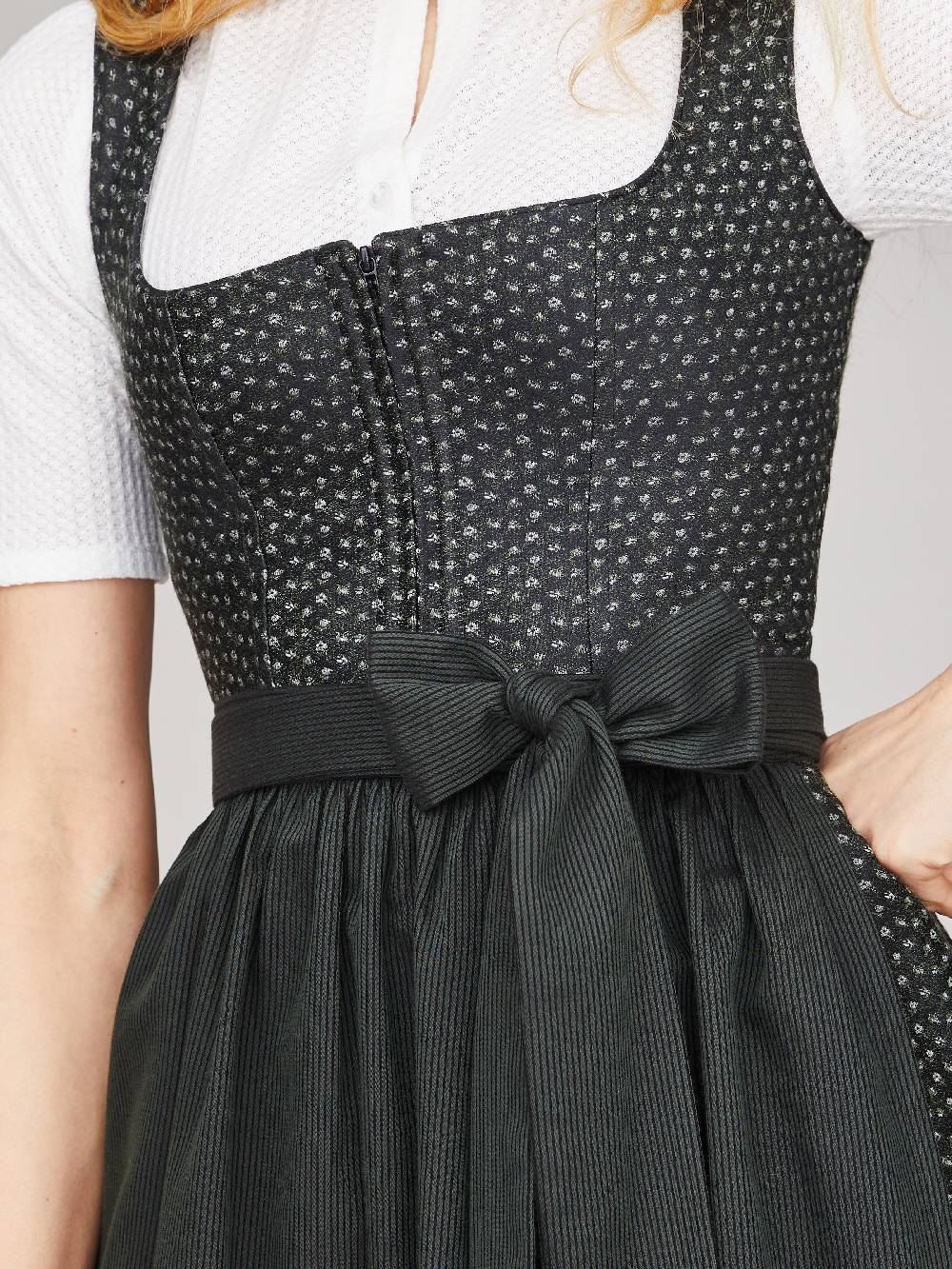 Limberry Geblümtes Schwarzes Dirndl - JEZEBEL SMOKY BLACK