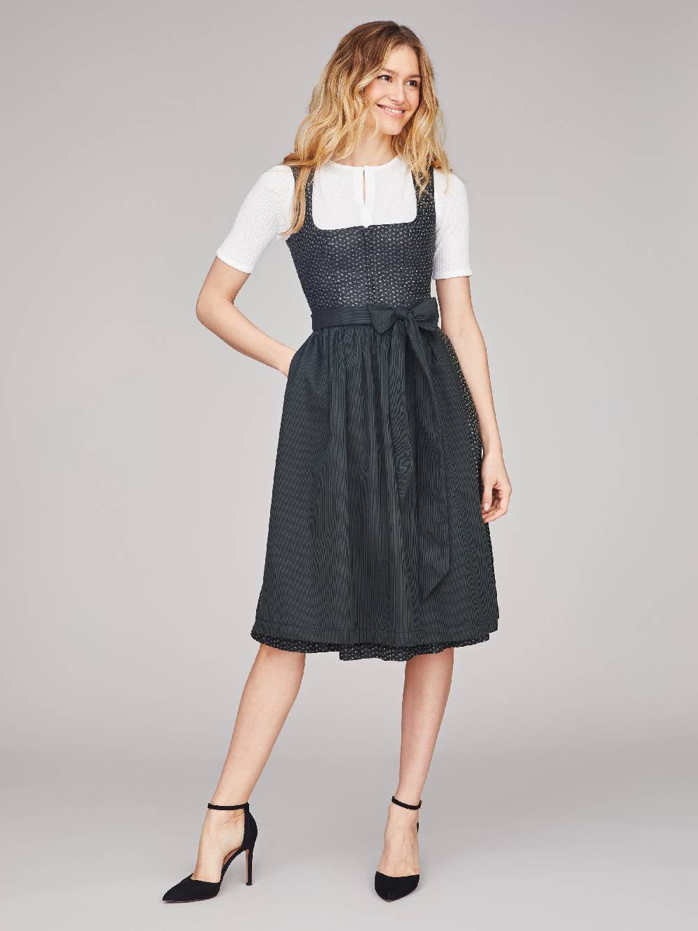 Limberry Geblümtes Schwarzes Dirndl - JEZEBEL SMOKY BLACK