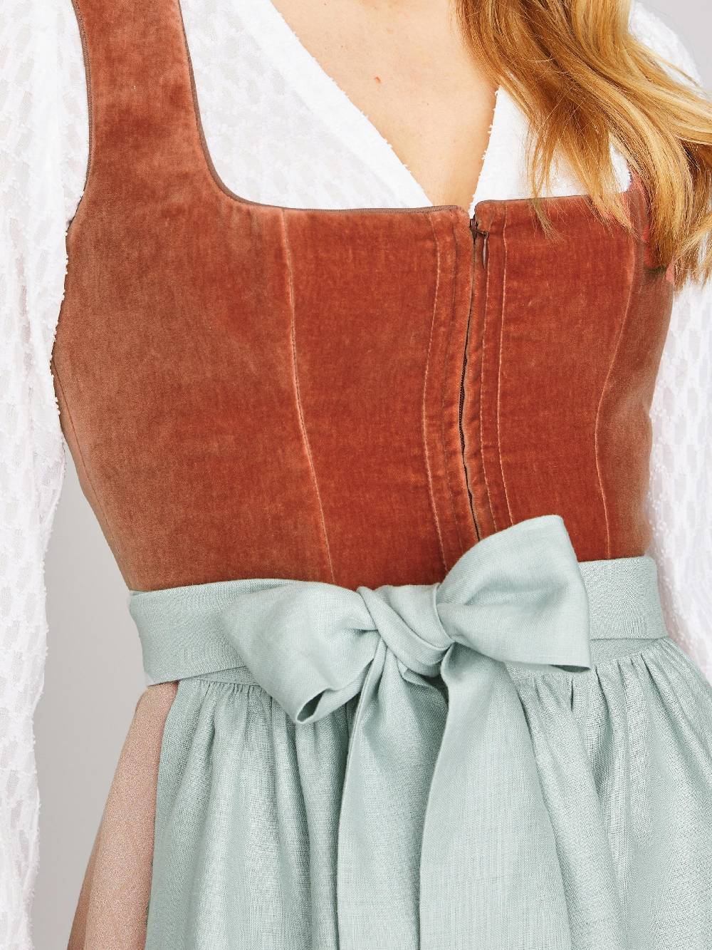 Limberry Kupfer-farbenes Dirndl Mit Samt-Mieder - DELILAH PEACH BLOSSOM