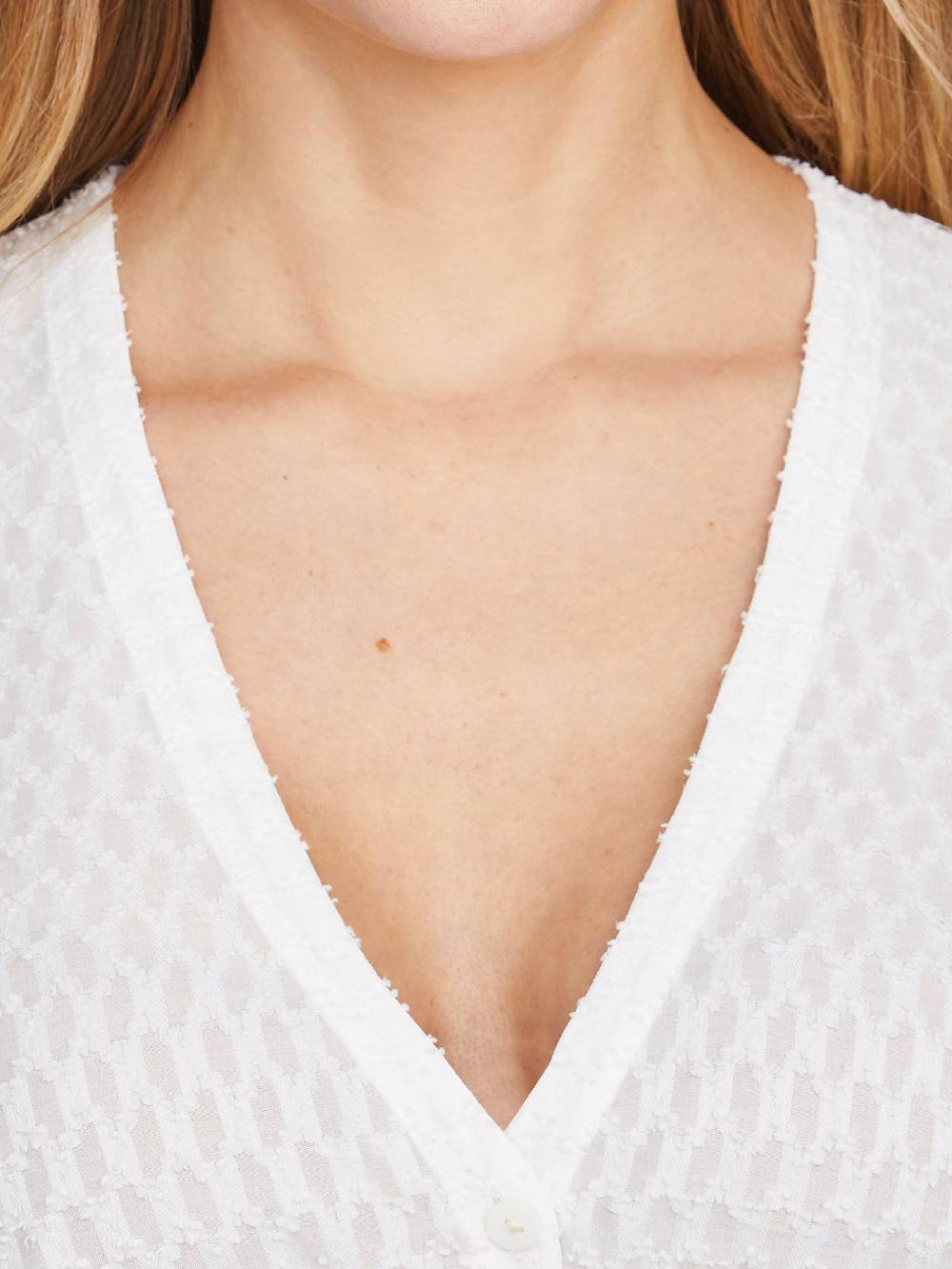 Limberry Langärmlige Dirndlbluse Mit V-Ausschnitt - NILA