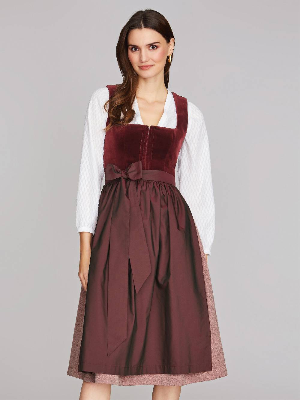 Limberry Langärmlige Dirndlbluse Mit V-Ausschnitt - NILA