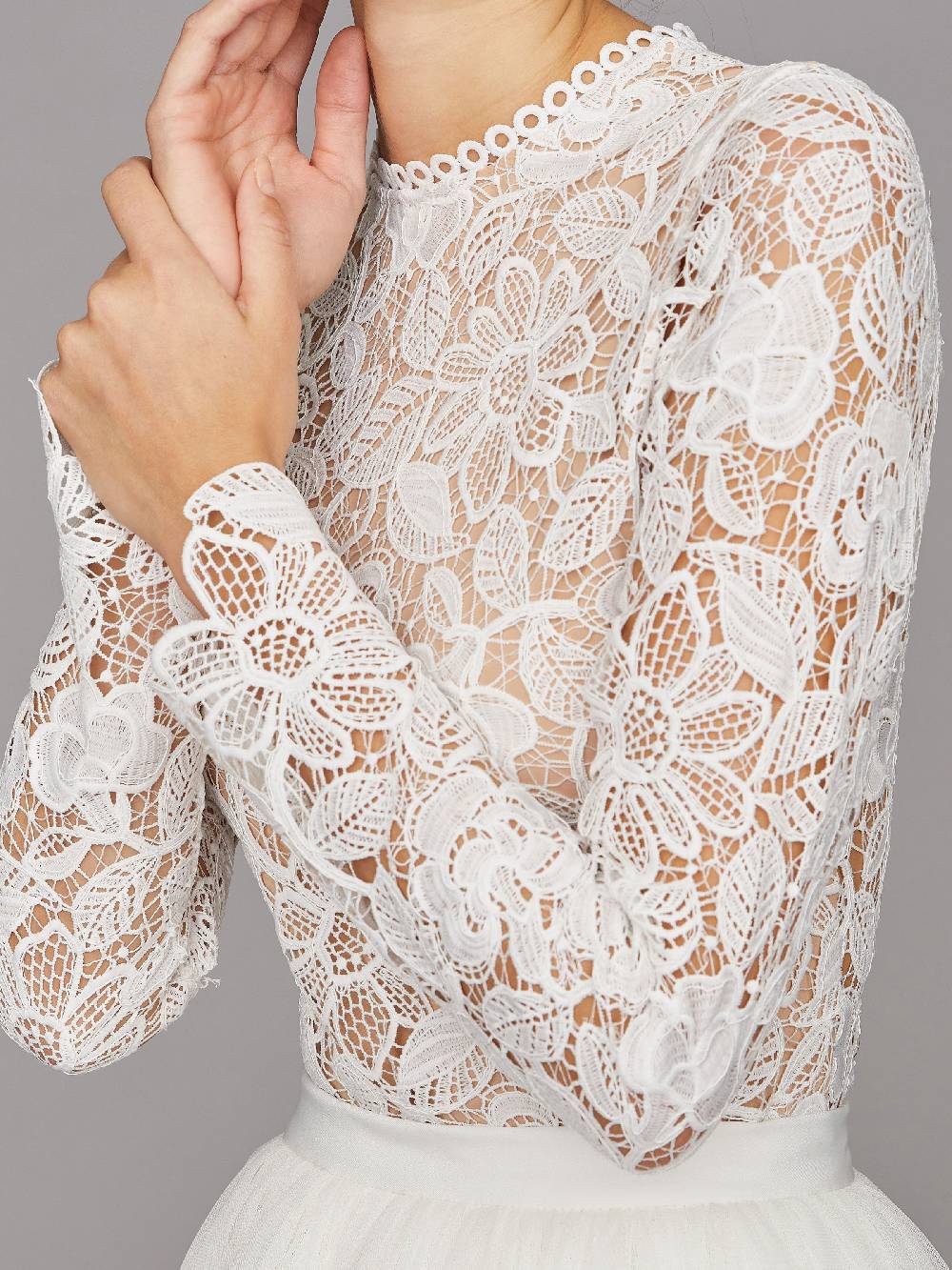 Limberry Langärmliger Braut-Body Mit Blumen-Spitze - CARLA