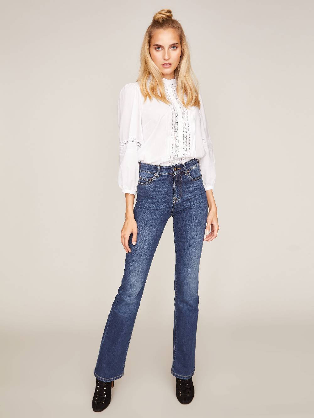 Limberry Weiße Bluse mit Häkelspitze - HELGA