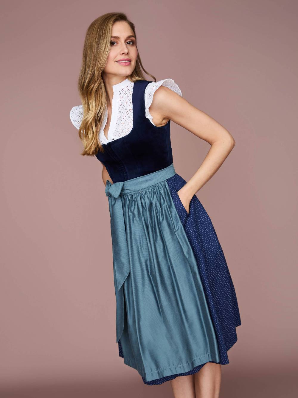 Limberry Weiße Dirndlbluse Mit Flügelarm - NANE