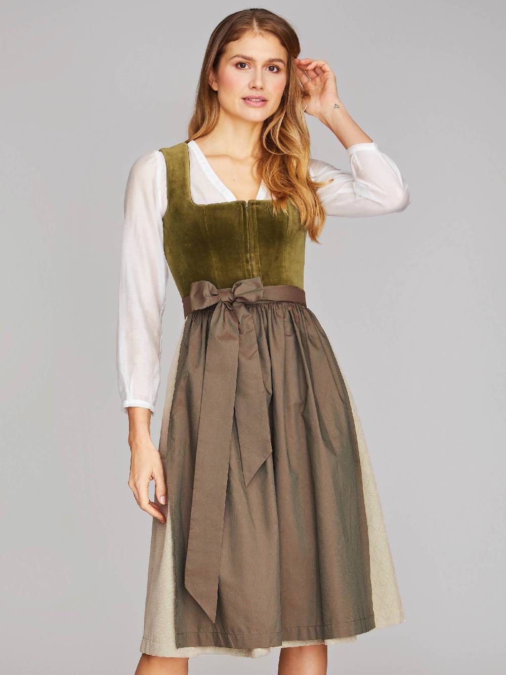 Limberry Weiße Langarm-Dirndlbluse - HARPER