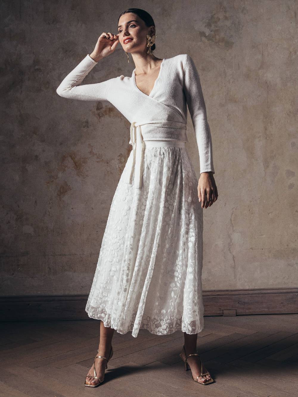 Limberry Mittellanger Braut-Rock mit Blumen-Stickereien - JUNE