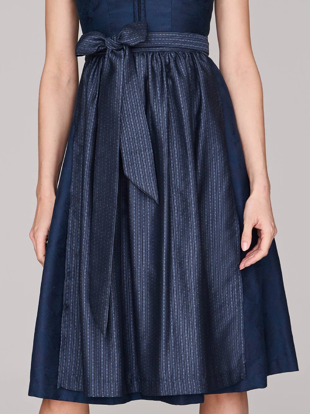 Limberry Mitternachtsblaues Dirndl Mit Floralem Muster - CECILY SEA STORM