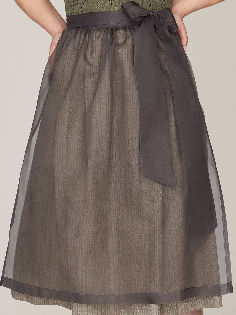 Limberry Organza-Seidenschürze in dunklem Olivgrün - LENE