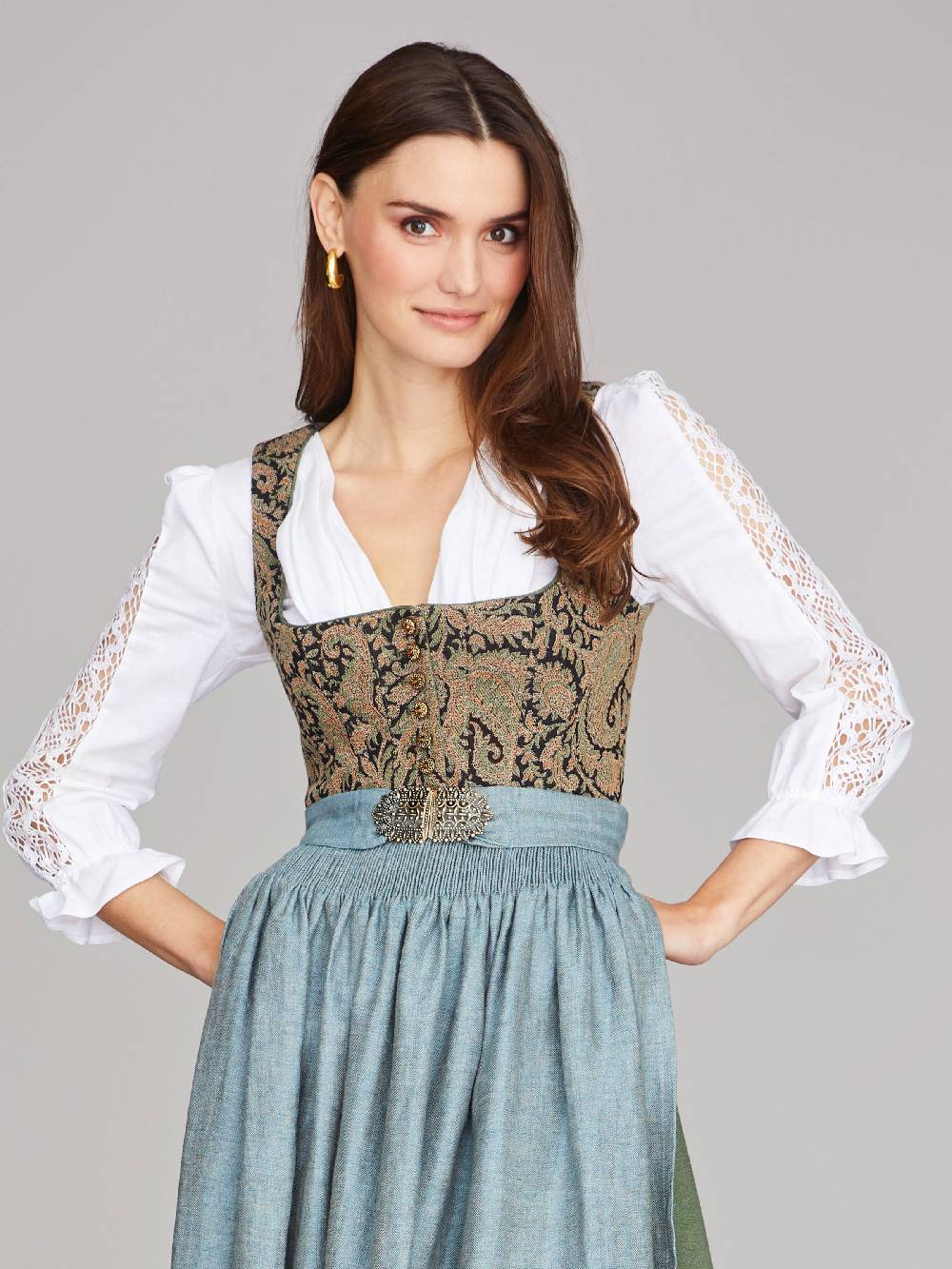 Limberry Reinweiße Dirndlbluse Mit Schalkragen - SIMONES