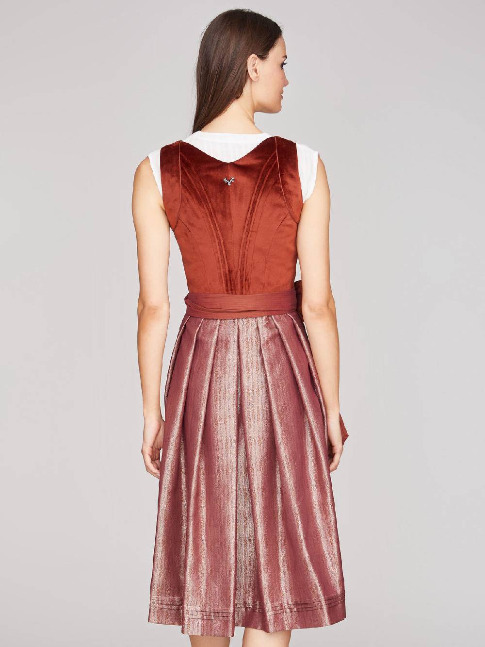 Limberry Rostrotes Dirndl Mit Samt Mieder - NELLIE SAFFRON