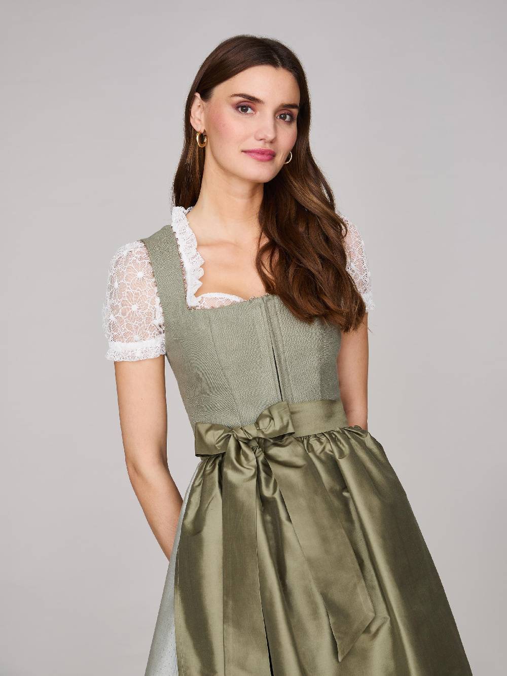 Limberry Salbeigrünes Dirndl Mit Leinen-Mieder - MÜNCHEN SALBEI