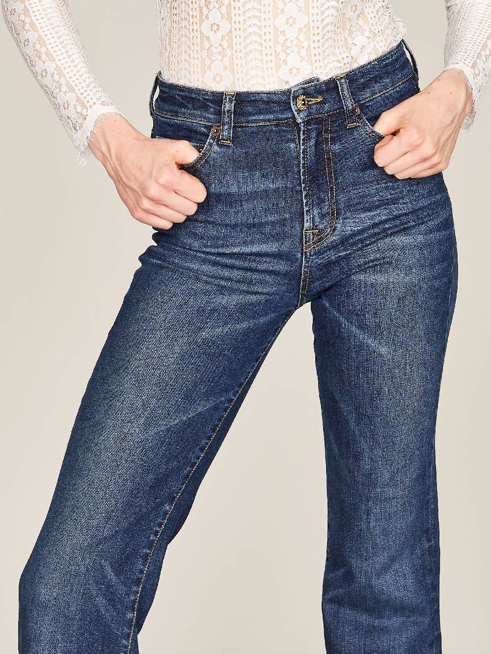 Limberry Stahlblaue Highwaist-Jeans Im Flair-Schnitt - LESLIE