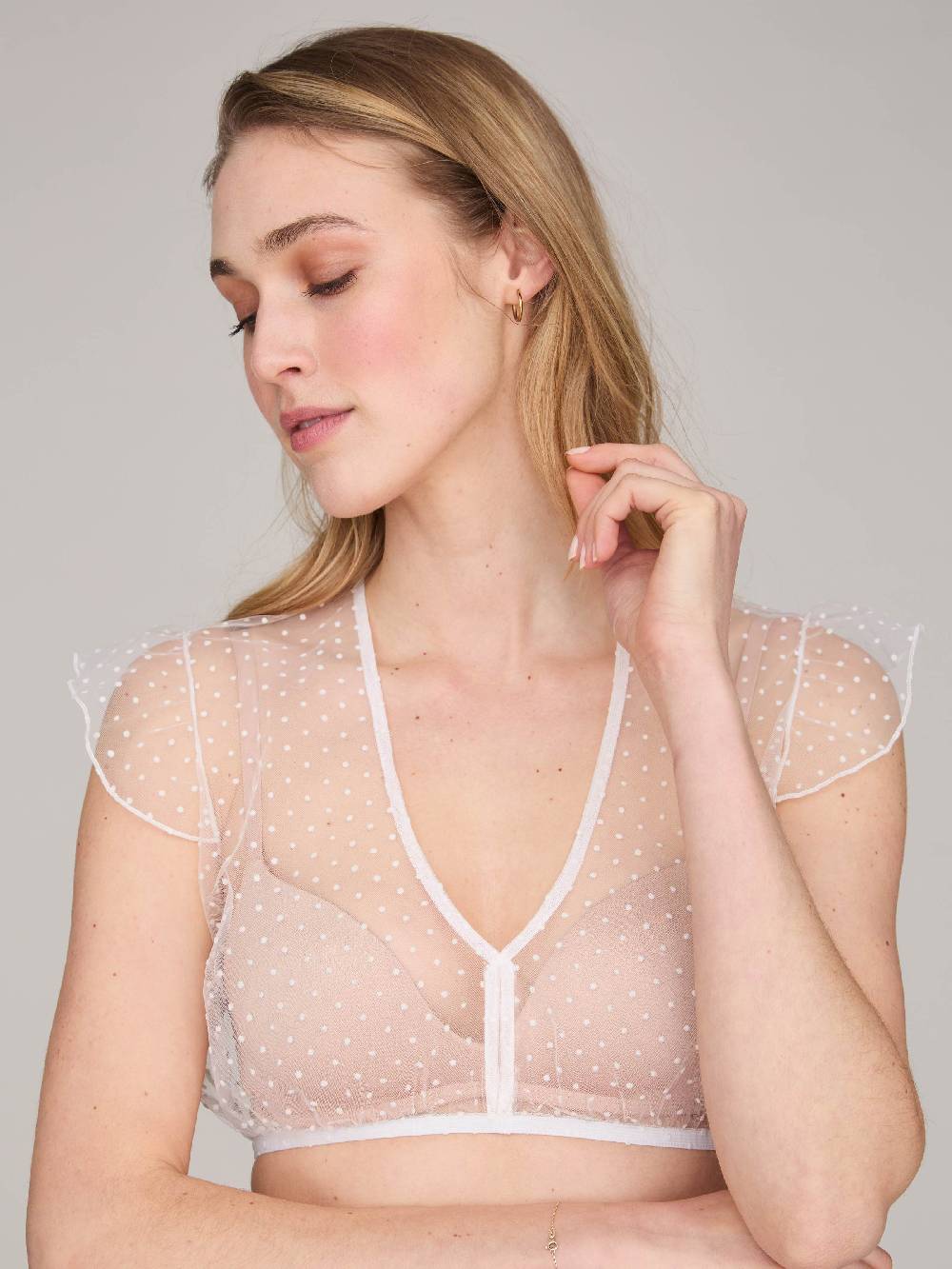 Limberry Weiße Dirndlbluse aus Tüll mit Flügelarm - MARIE