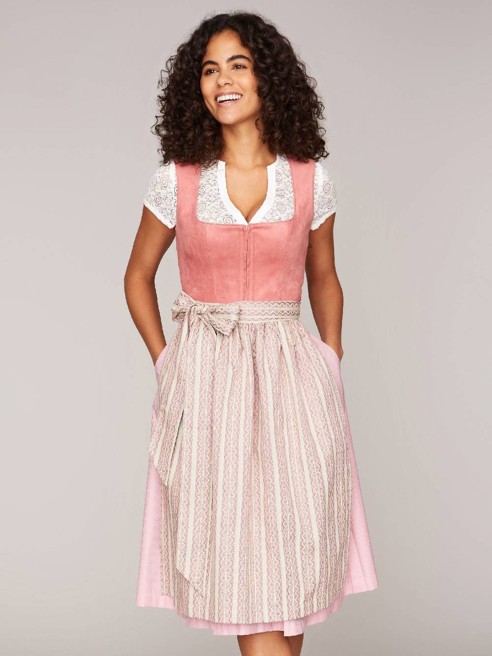 Limberry Weiße Dirndlbluse Mit Blumen-Kreis-Spitze - KRISTINA