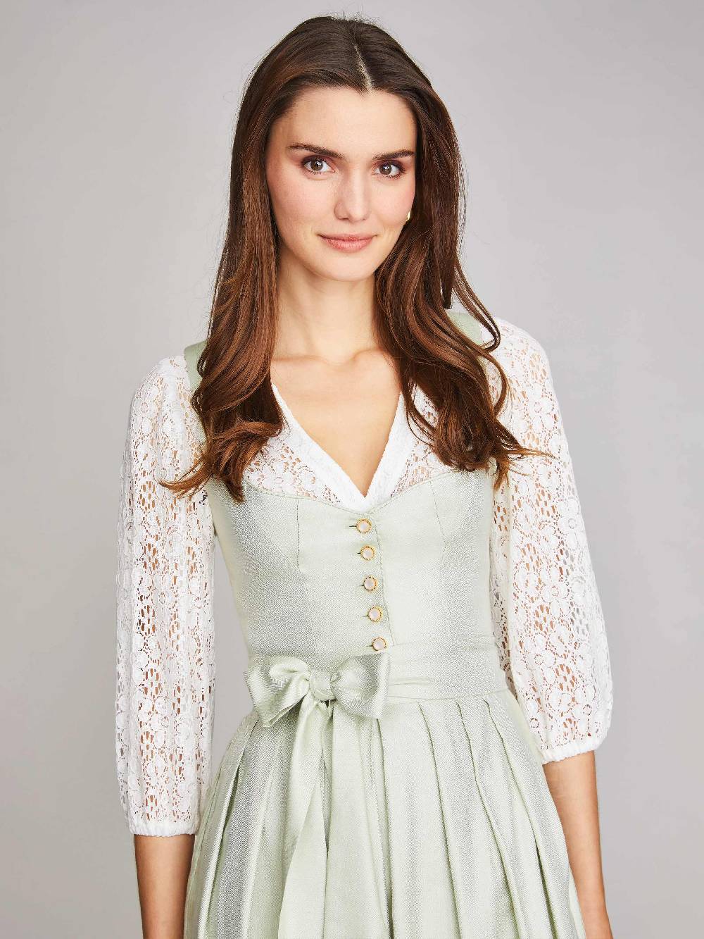 Limberry Weiße Dirndlbluse Mit V-Ausschnitt - AURORA