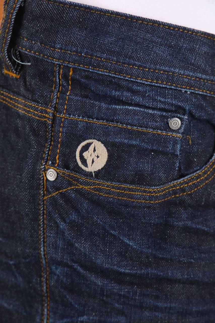 Carou ARQUEONAUTAS Used Look Straight Cut Jeans Mit Logo-Stickerei Aus Baumwolle