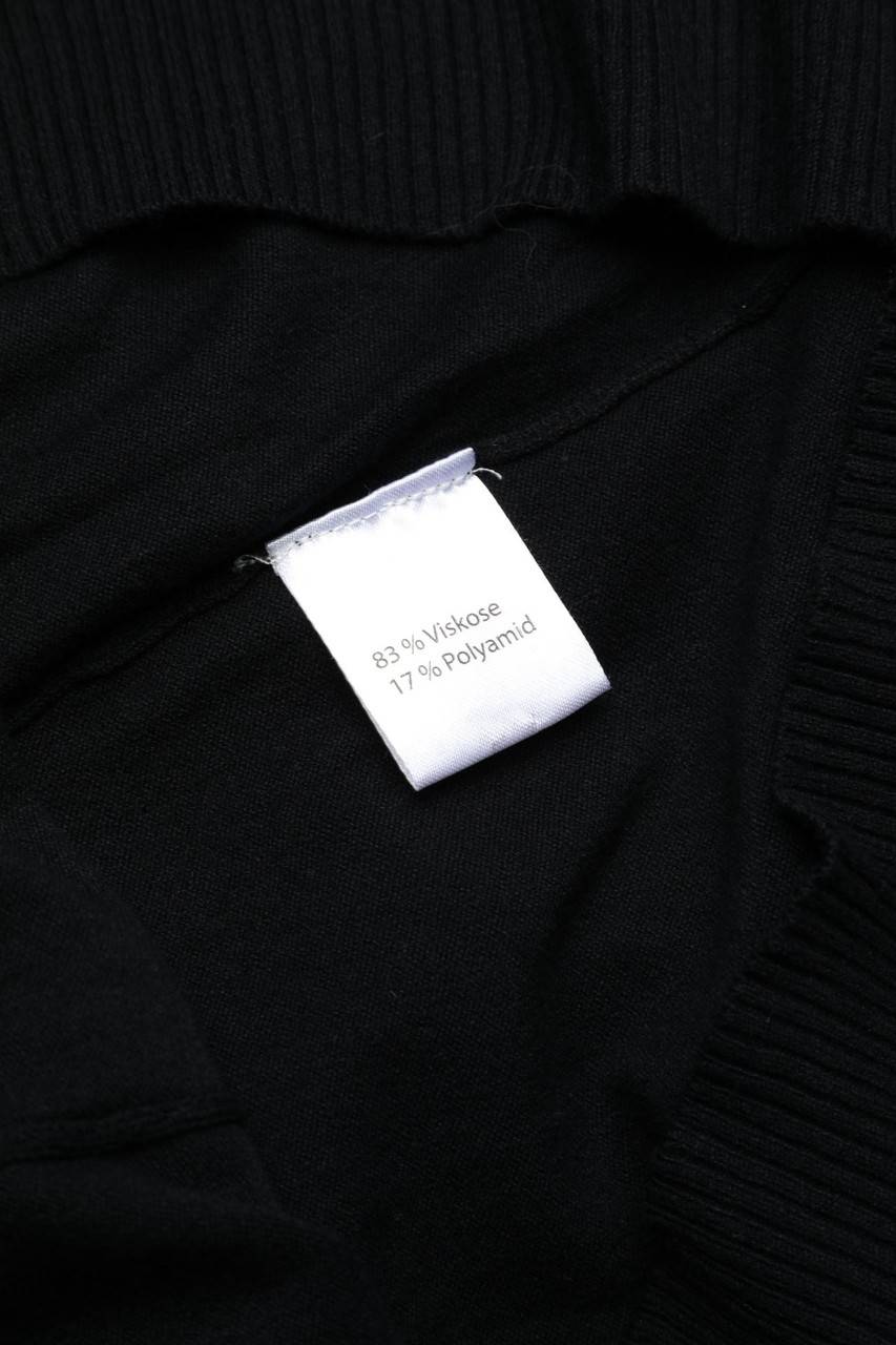 Carou Blue Motion Strickkleid Mit Aufgesetzten Taschen