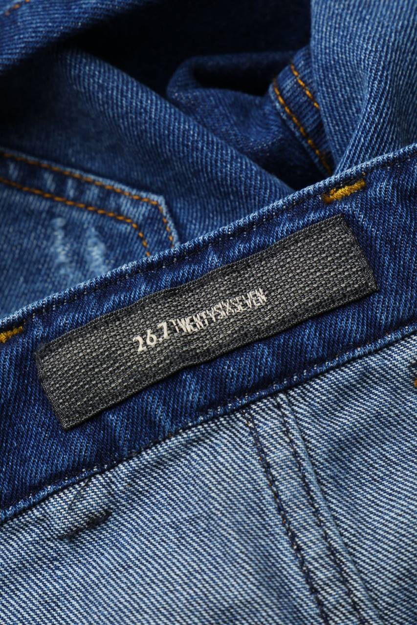 Carou 26.7 TWENTYSIXSEVEN Distressed Jeans